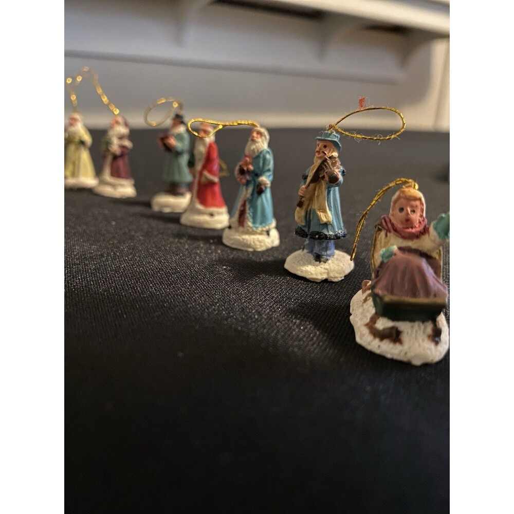 Vintage Set Of 20 Tiny Folk Art Christmas Ornaments, Santa, Sledding, People - Picture 4 of 9